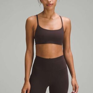 lulu nwt wunder train bra espresso size 4 a/b cup